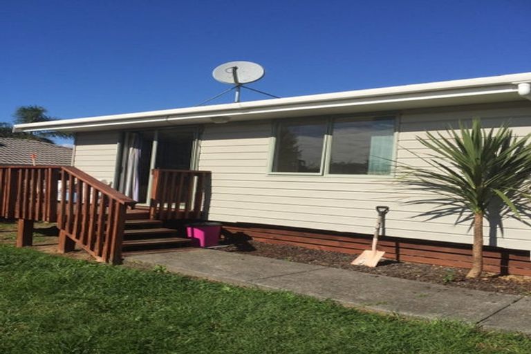 Photo of property in 191 Hobsonville Road, Hobsonville, Auckland, 0618