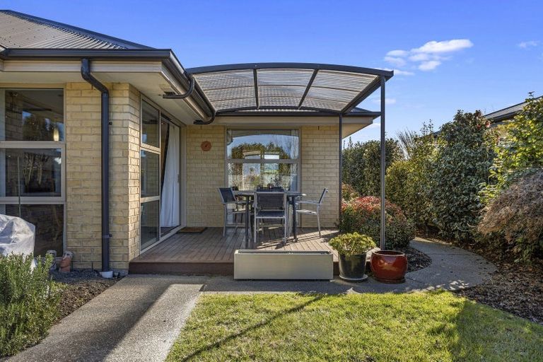 Photo of property in 22 Churchill Drive, Rangiora, 7400