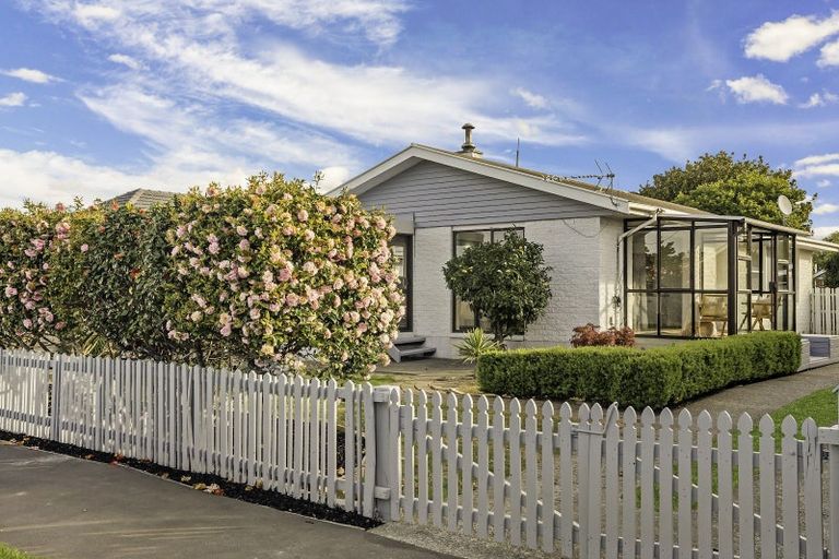 Photo of property in 17 Fusilier Street, Hoon Hay, Christchurch, 8025