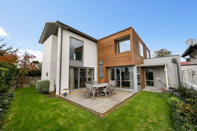 Photo of property in 76 Aubrey Road, Wanaka, 9305