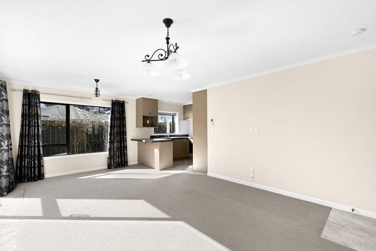 Photo of property in 12 Lydiard Place, Chartwell, Hamilton, 3210