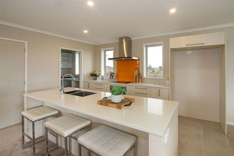 Photo of property in 2 Mutetai Road, Clarks Beach, 2122