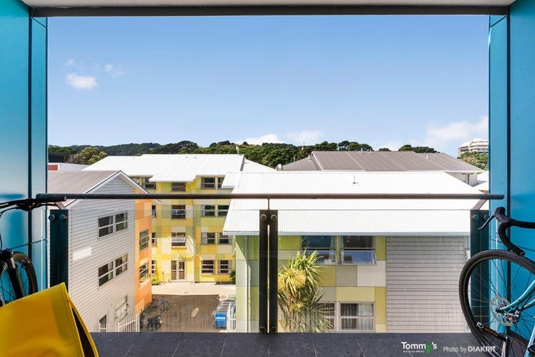 Photo of property in 4b/1 Hanson Street, Mount Cook, Wellington, 6021