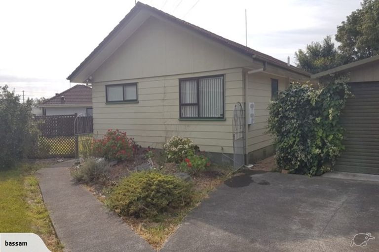Photo of property in 83 Santiago Crescent, Unsworth Heights, Auckland, 0632