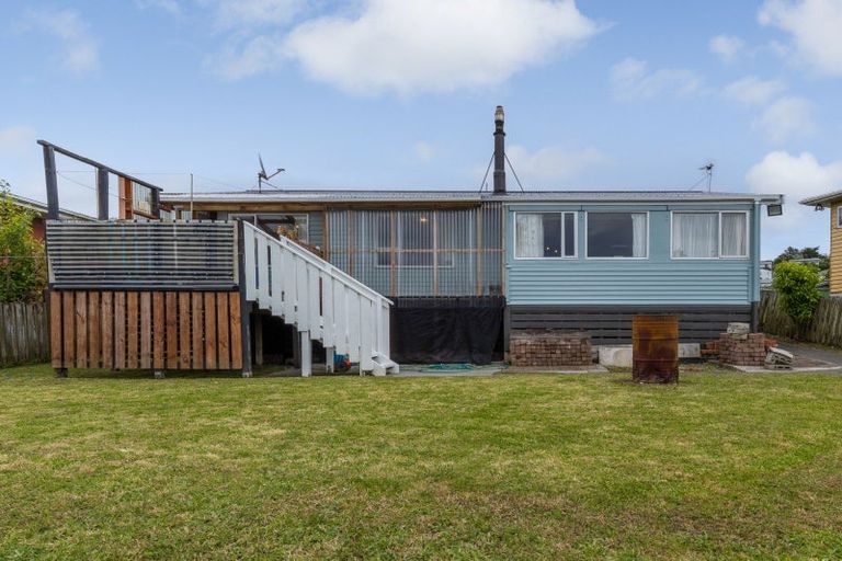 Photo of property in 24 Conclusion Street, Ascot Park, Porirua, 5024