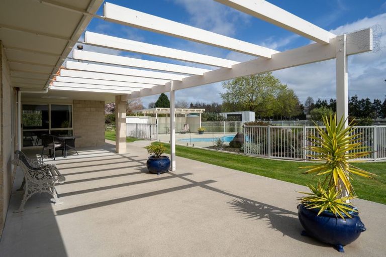 Photo of property in 13 Hogan Road, Cambridge, 3493