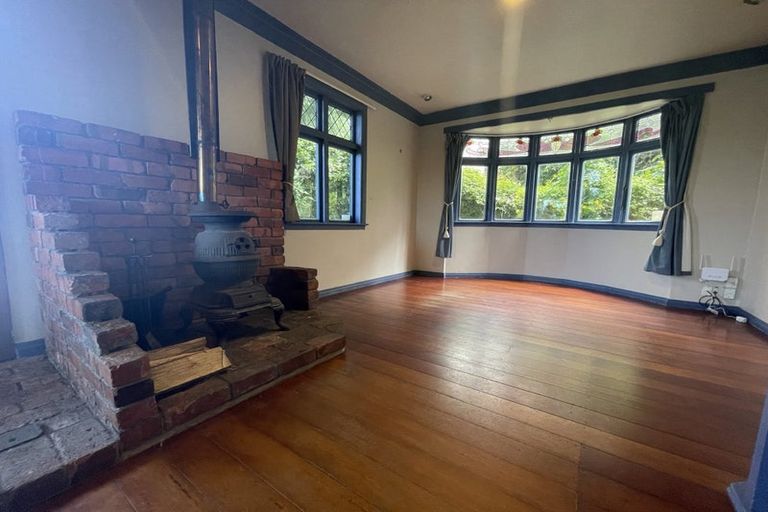 Photo of property in 15 Moffitt Street, Vogeltown, Wellington, 6021
