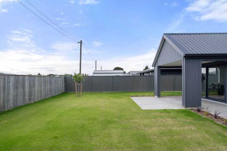 Photo of property in 11 Hereford Drive, Carterton, 5713