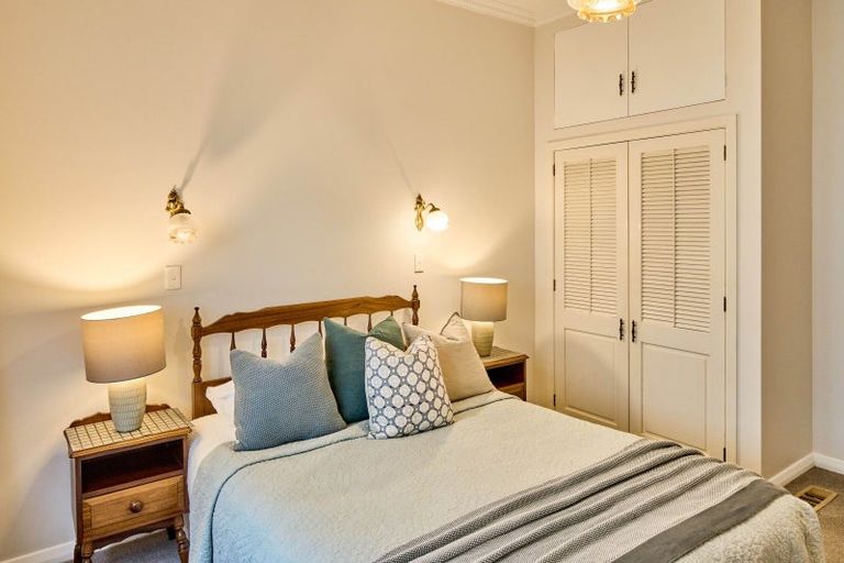 Photo of property in 20 Bloomfield Terrace, Hutt Central, Lower Hutt, 5010