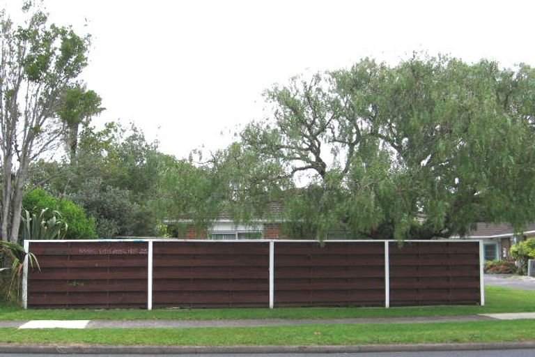 Photo of property in 3/65 Glendale Road, Glen Eden, Auckland, 0602