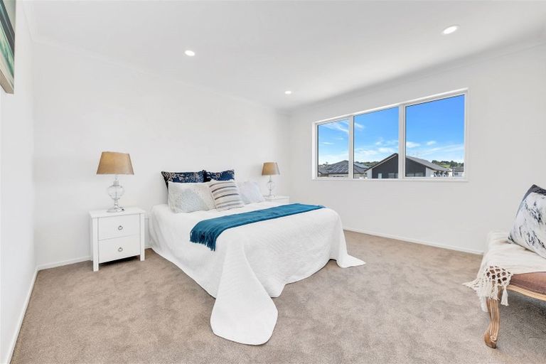 Photo of property in 76 Ksenia Drive, Flat Bush, Auckland, 2019