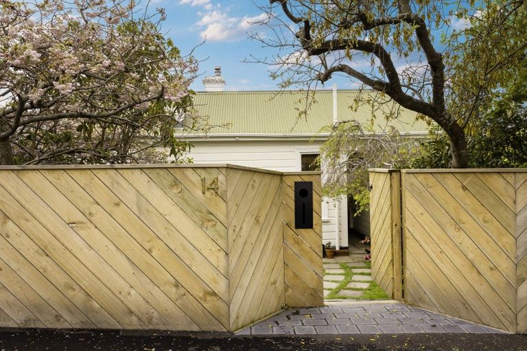 Photo of property in 14 Highgate, Belleknowes, Dunedin, 9011