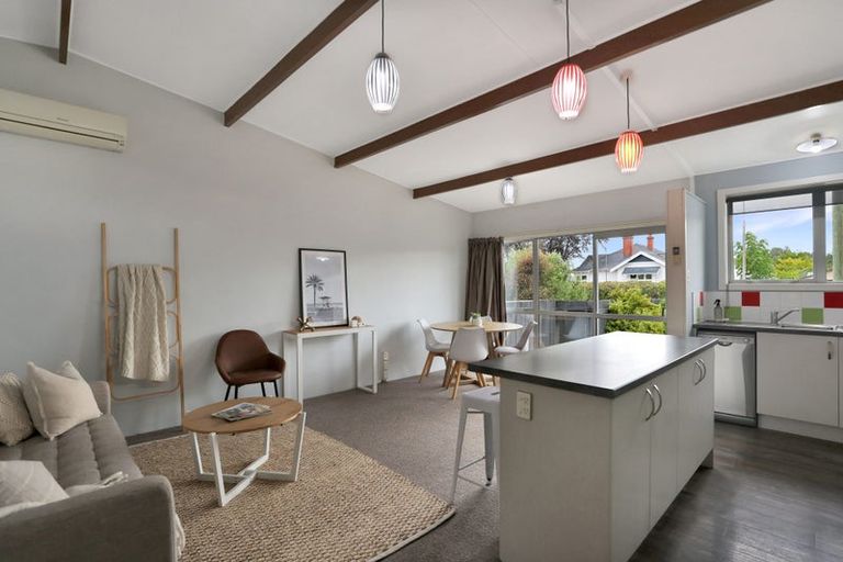 Photo of property in 2/17 Wills Street, Ashburton, 7700
