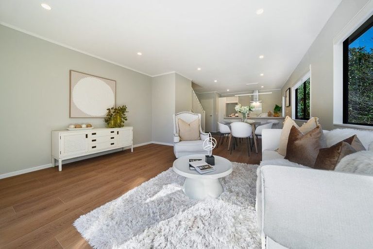 Photo of property in 168 Verbena Road, Birkdale, Auckland, 0626