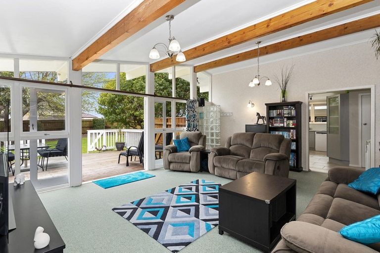 Photo of property in 93 Mcleod Road, Te Atatu South, Auckland, 0610