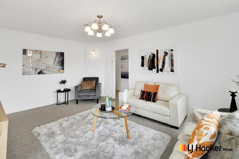 Photo of property in 5 Carbery Place, Manurewa, Auckland, 2102