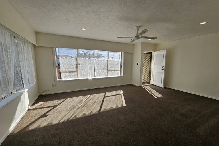 Photo of property in 2/2a Hutt Road, Manurewa, Auckland, 2102