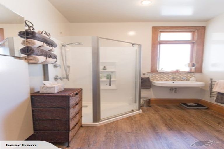 Photo of property in 192 Riverlaw Terrace, Saint Martins, Christchurch, 8022