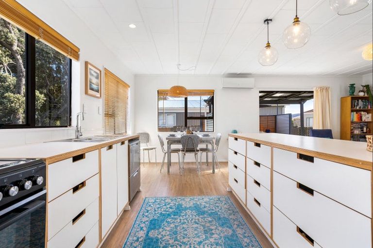 Photo of property in 215a Papanui Road, Whangamata, 3620