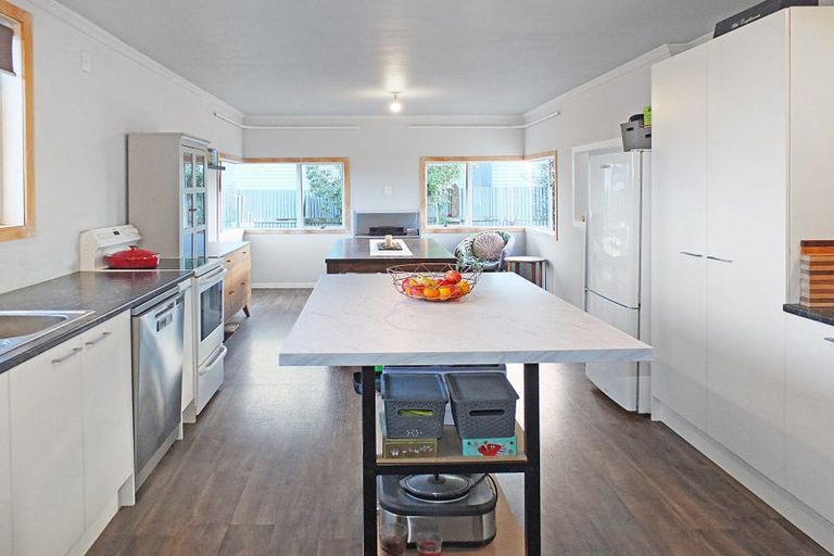 Photo of property in 48 Coley Street, Foxton, 4814