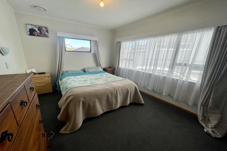 Photo of property in 20 Keats Crescent, Stoke, Nelson, 7011