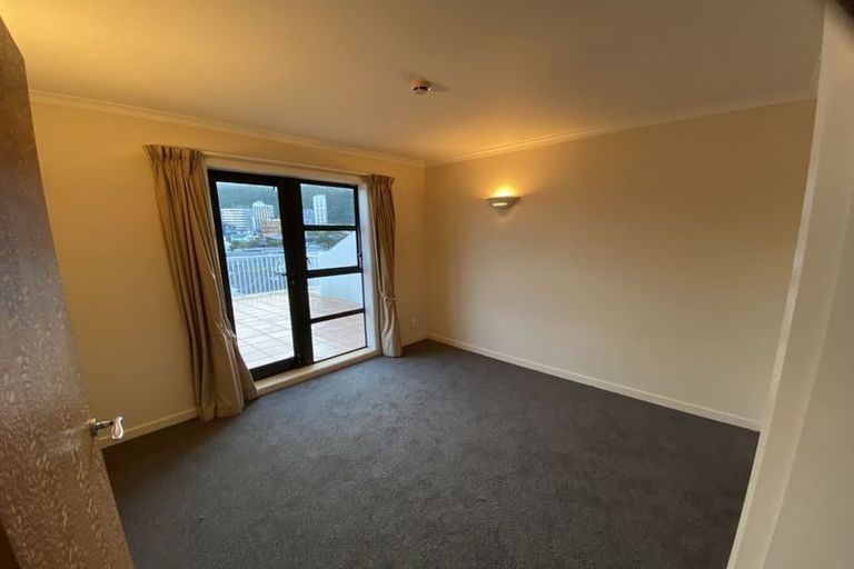 Photo of property in Endeavour Apartments, 125u6 Thorndon Quay, Pipitea, Wellington, 6011