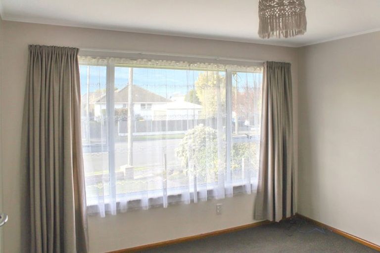 Photo of property in 31 Staveley Street, Avonhead, Christchurch, 8042