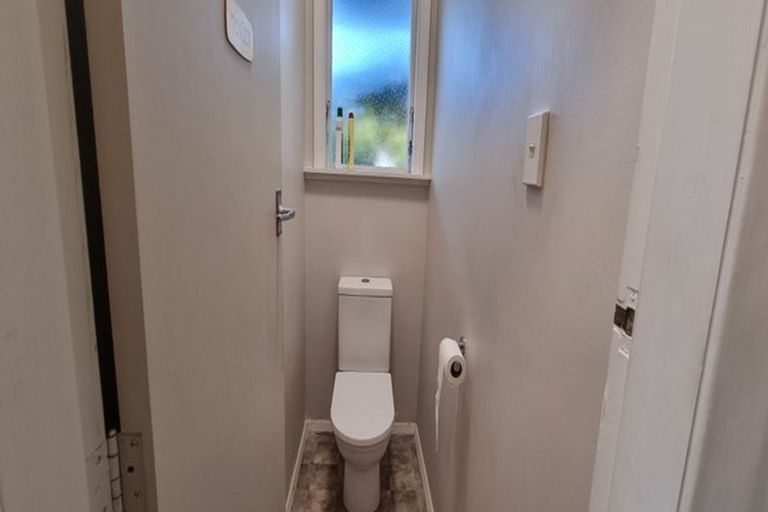 Photo of property in 75a Main Road, Titahi Bay, Porirua, 5022