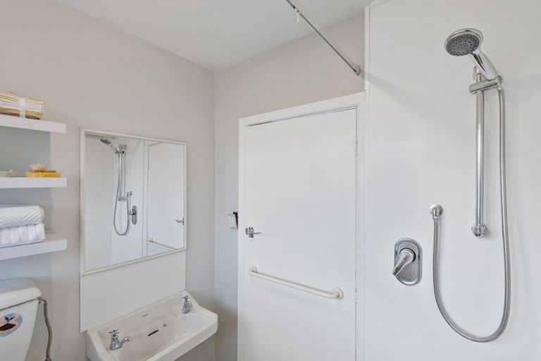 Photo of property in 6/78 Holly Road, St Albans, Christchurch, 8014