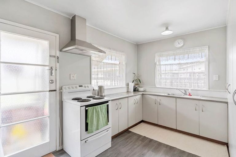 Photo of property in 1/9 Onslow Road, Papakura, 2110