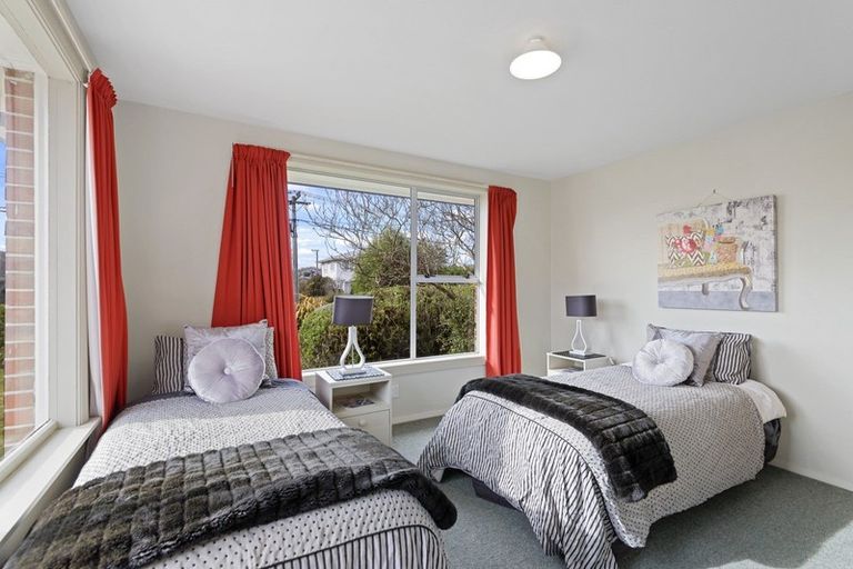 Photo of property in 11 Croziers Road, St Albans, Christchurch, 8052