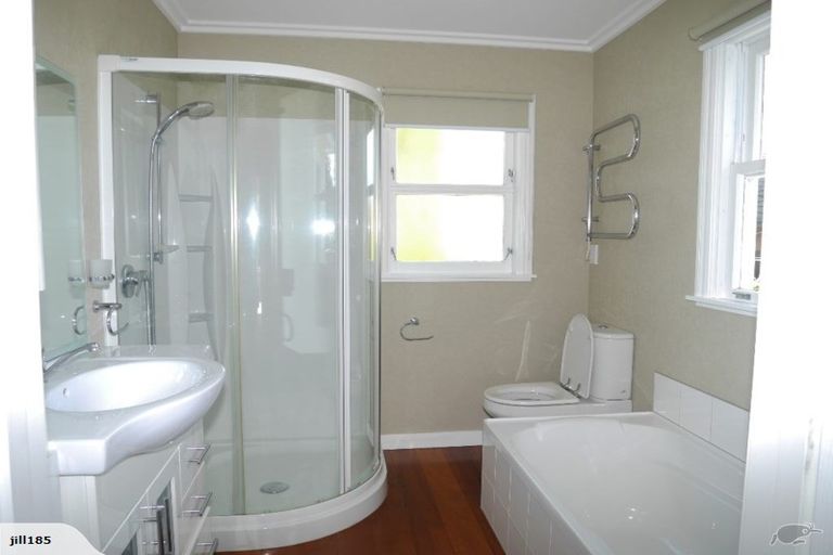 Photo of property in 3 Kohekohe Road, Waikanae, 5036