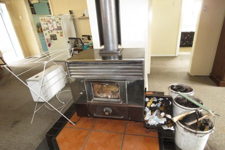 Photo of property in 108 Romilly Street, Westport, 7825