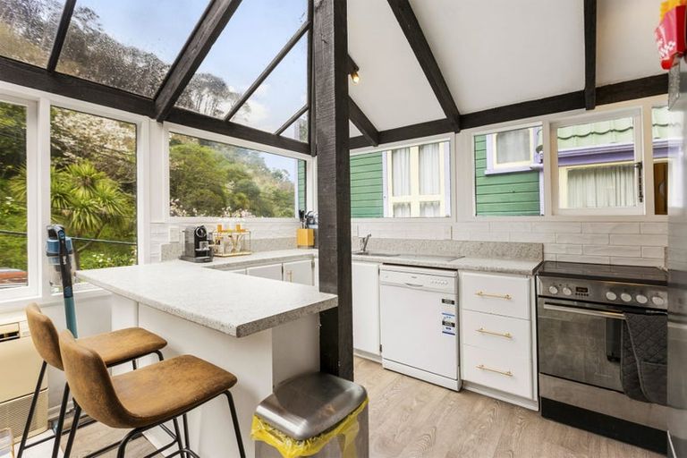 Photo of property in 11 Norway Street, Aro Valley, Wellington, 6012