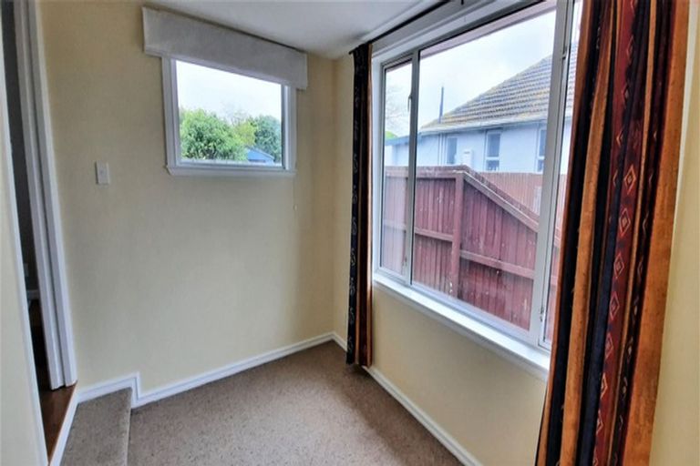 Photo of property in 162 Springs Road, Hornby, Christchurch, 8042