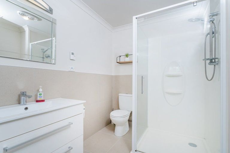 Photo of property in 2 Hamilton Crescent, Whitianga, 3510