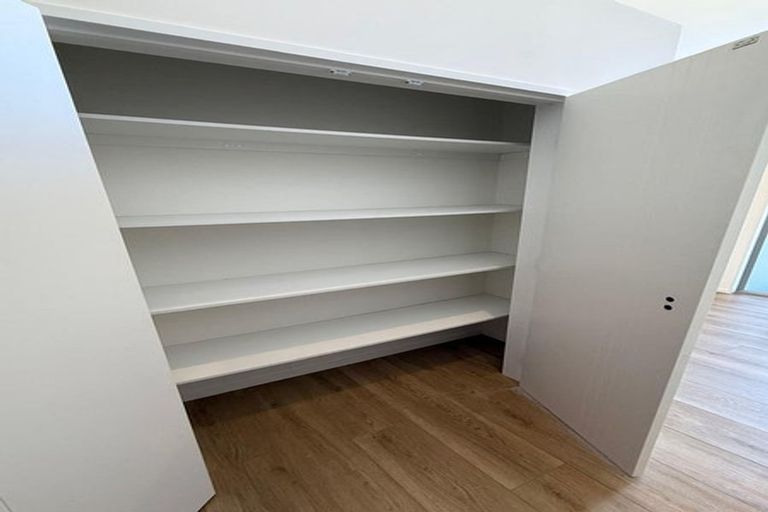 Photo of property in 52 Aspiring Avenue, Clover Park, Auckland, 2019