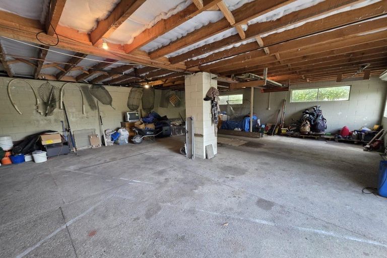 Photo of property in 17 Awamoa Road, South Hill, Oamaru, 9400