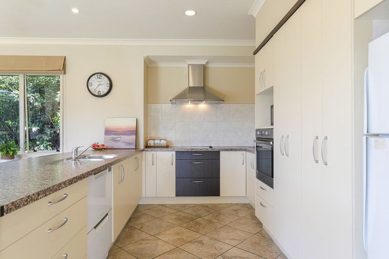 Photo of property in 75 Kinloch Drive, Bethlehem, Tauranga, 3110