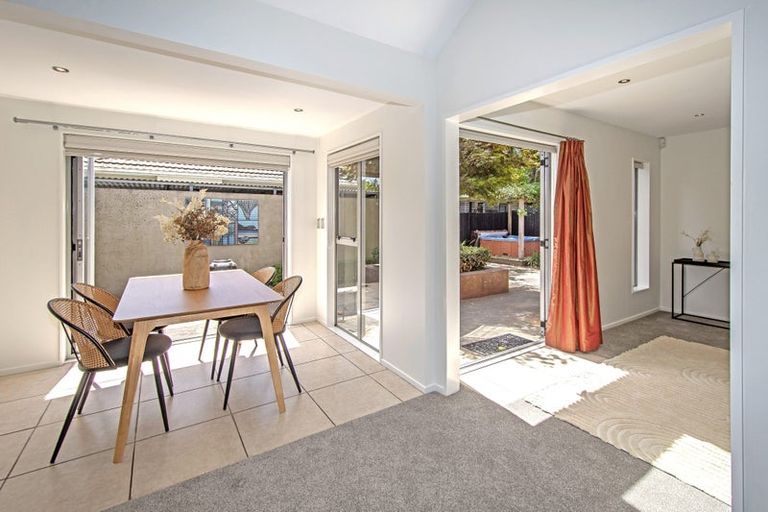 Photo of property in 11 Mclellan Place, Ilam, Christchurch, 8041