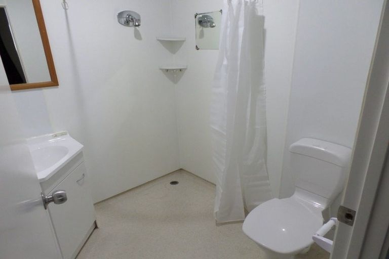 Photo of property in 34a Roche Avenue, Upper Riccarton, Christchurch, 8041