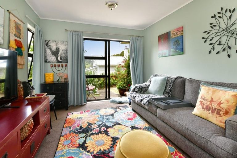 Photo of property in 1/3 Miro Street, Helensville, 0800