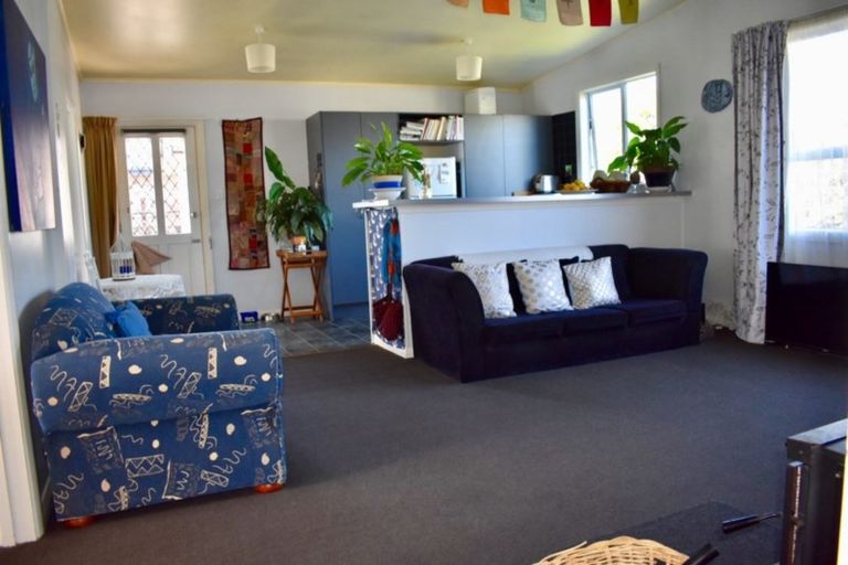 Photo of property in 17 Peel Street, Westport, 7825