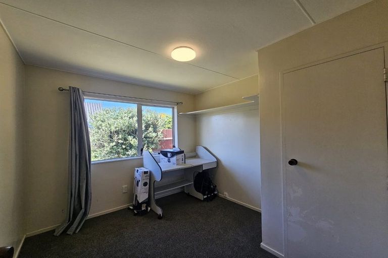 Photo of property in 49 Tait Drive, Greenmeadows, Napier, 4112
