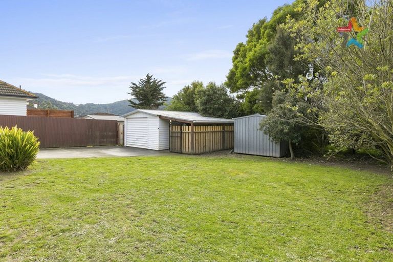 Photo of property in 32 Karaka Street, Wainuiomata, Lower Hutt, 5014