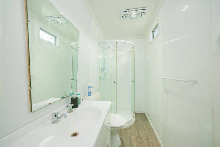 Photo of property in 3/132 Esplanade, Kaikoura, 7300