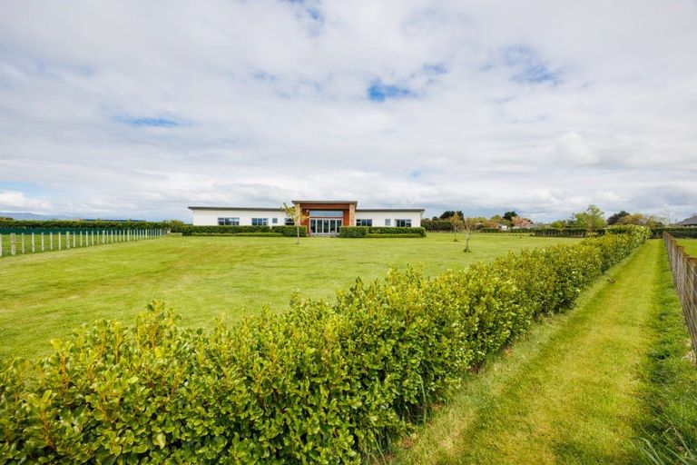 Photo of property in 171 Oroua Road, Kairanga, Palmerston North, 4475