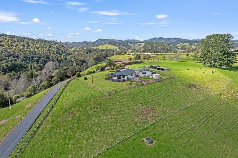 Photo of property in 24 Moumoukai Road, Hunua, Papakura, 2583