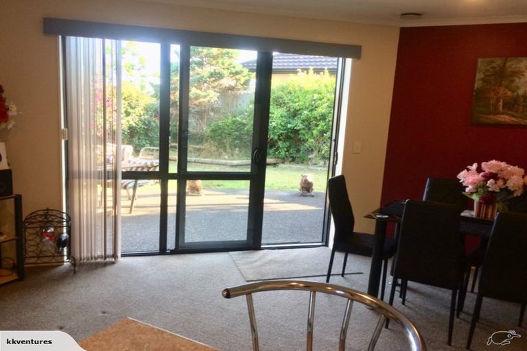 Photo of property in 9 Gendo Avenue, Henderson, Auckland, 0612