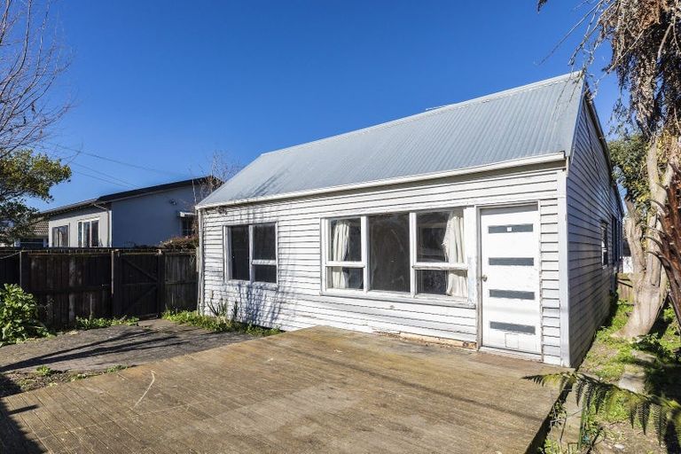 Photo of property in 8 Bass Street, Woolston, Christchurch, 8062
